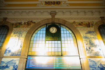 Estacion trenes, Porto São Bento, Portugal - obrazy, fototapety, plakaty