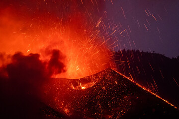 Lava del volcán, La Palma, Islas Canarias - obrazy, fototapety, plakaty