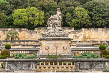 Obraz premium Nimes, France city park