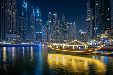 Obraz premium Dubai Marina by Night ,UAE