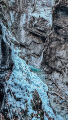 Fototapeta na wymiar Descent of frozen water in Germany.