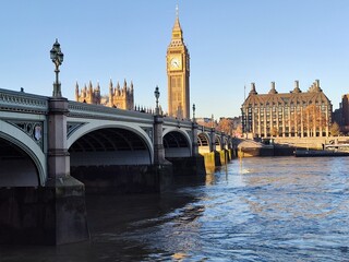 London: classic but gold, Big Ben and the Westminster Bridge