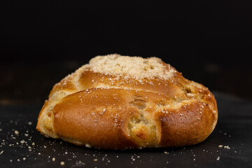 sweet bun with coconut flavor and filling