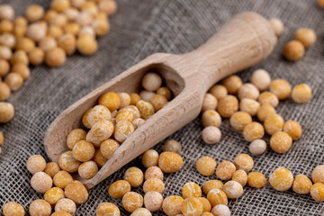 Round yellow peas for cooking porridge