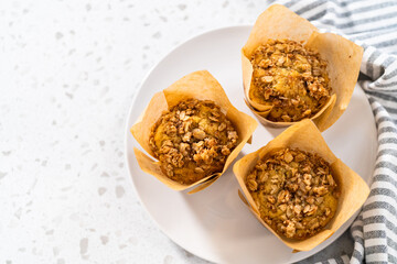 Banana oatmeal muffins