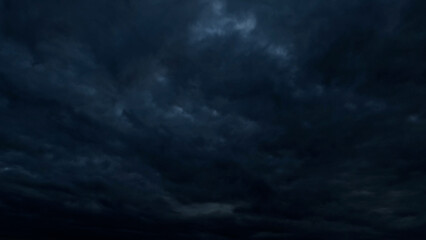 nice dark late evening or night clouds backdrop - photo of nature