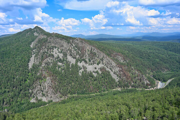 Fototapeta na wymiar Scenic landscape of the Inzer mountain ranges