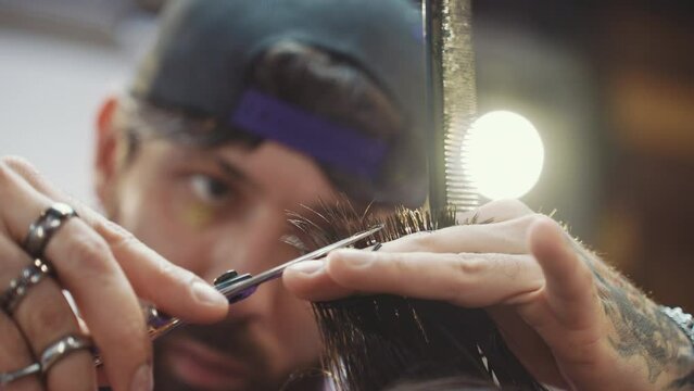 Men's Grooming at the Barber Shop