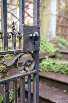 The Hill Garden & Pergola in London