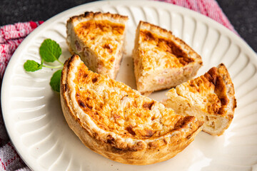 salmon quiche savory pie stuffing meal food snack on the table copy space food background rustic top view