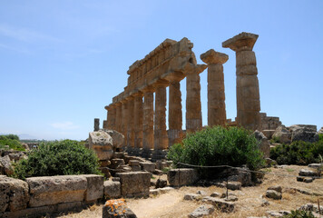 Fototapeta na wymiar Ruine eines griechischen Tempels