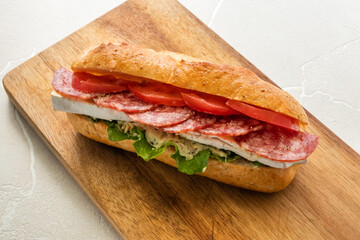 サンドウィッチ　 sandwich with plenty of vegetables 