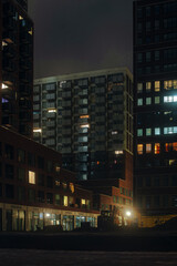 Fototapeta premium Building in Rotterdam at night