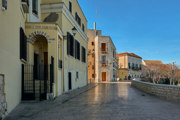Taking a walk in the old city of Bari