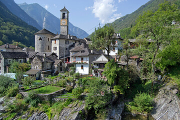Fototapeta na wymiar Lavertezzo village stone houses in Verzasca Valley, Ticino canton, Switzerland