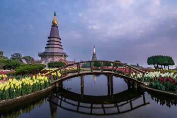 Fototapeta premium Phra Mahathat monuments on Doi Inthanon in Chiang Mai, Thailand on a cloudy evening