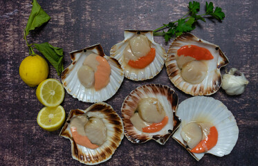 raw scallops ready to be put in the oven
