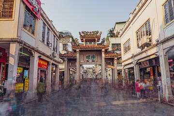 Fototapeta na wymiar Memorial archway Street, Chaoshan, Guangdong, China