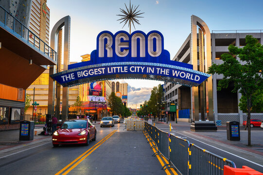 Reno, Nevada, USA - May 29, 2022 : Reno The Biggest Little City In The World Arch Sign Located In Downtown Reno, With Hotels And Casinos In The Background.