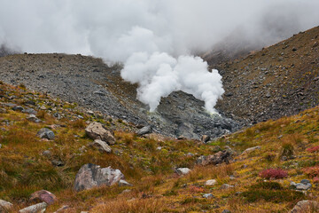 北海道　旭岳の噴煙
