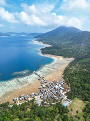 Obraz premium Indonesia Anambas Islands - Drone view Telaga Island coast line with beach