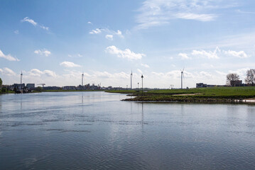 Fototapeta na wymiar windmills near Arnhem