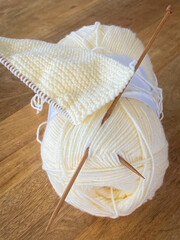 tricoter la laine