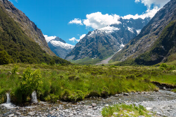 Fototapeta na wymiar Stunning landscapes along State Highway 94 between Te Anau and Milford Sound, Fiordland National Park, South Island, New Zealand