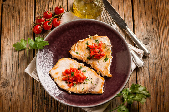 grilled swordfish with diced tomatoes