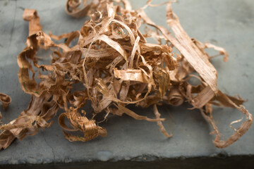 dry wood shavings as samples for industry