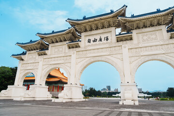 Fototapeta na wymiar National Chiang Kai shek Memorial or Hall Freedom Square, Taipei City. landmark and popular attractions.