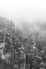 Nebel in der Felsenwelt bei Rathen- Sächsische Schweiz 2