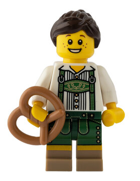 Dortmund - Deutschland 24. April 2023 Lego Minifigure Bayerin in Tracht
