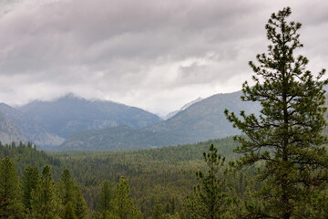 The Sawtooth Mountains, Mountain range in Idaho