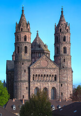 Fototapeta na wymiar New-Romanesque Cathedral in Worms, Wormser Dom