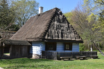 Skansen w Lublinie, stare budownictwo, domy, drewniane, etnograficzne