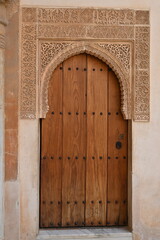 Puerta en la Alhambra de Granada
