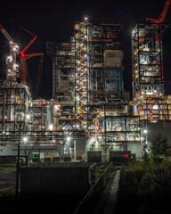 福島県いわき市　勿来IGCCパワーの夜景と車の軌跡