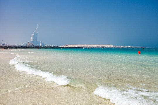 570 Beach Dubai Kite Stock Photos - Free & Royalty-Free Stock Photos from  Dreamstime