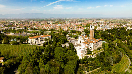 Obraz premium Aerial footage of an italian monastery on a sunny day 
