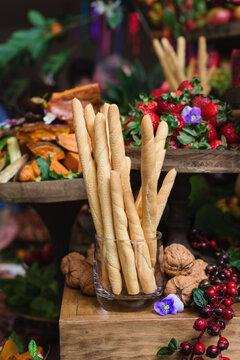 party event buffet, breadsticks