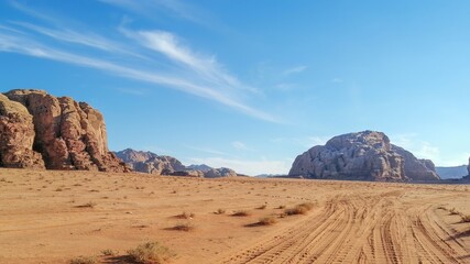 Fototapeta na wymiar With a caravan in the Wadi Rum desert, Jordan 
