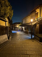 Japan bei Nacht