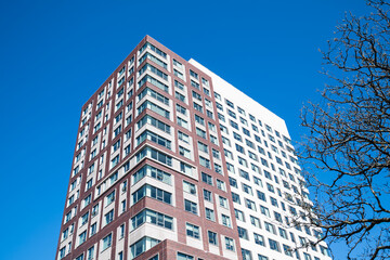 Fototapeta na wymiar Apartment buildings and rentals in Cambridge, Massachusetts.