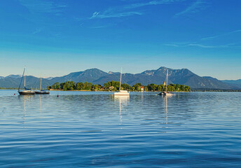 Chiemsee mit Fraueninsel