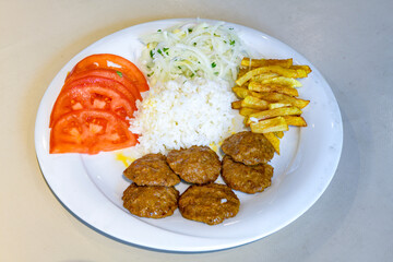 Meatball between bread (Turkish name : ekmek arasi kofte ). Izgara kofte