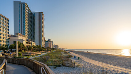 Naklejka premium Myrtle Beach boardwalk during sunrise.