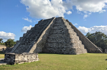 Fototapeta na wymiar mayan ruins in yucatan mexico archaeology history culture