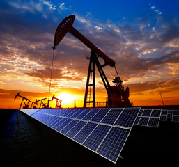 Oil pump with solar panels
