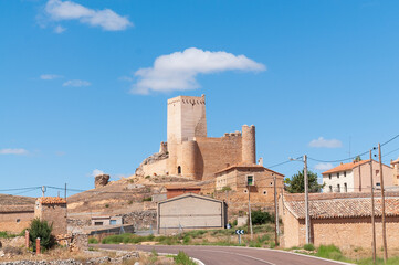 Vista del castillo de Embid, restaurado por el ministerio de cultura en Guadalajara, España.